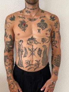 Old School Men Tattoo, Traditional Men Tattoo, Symmetrical Tattoo Men, Old School Chest Tattoo Men, Old School Tattoo Chest, Traditional Mens Tattoo, Russian Tattoo Traditional, Abdomen Tattoo Men, Traditional Tattoo Art Sleeve