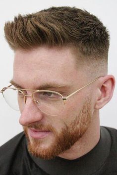 Comb Over Fade Haircut, Short Comb Over, Short Messy Haircuts, Short Quiff, Men Fade Haircut Short, Comb Over Fade, Short Fade Haircut, Comb Over Haircut, Mens Hairstyles Fade