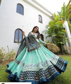 ad eBay - LENGHA INDIAN WEDDING PARTY PAKISTANI DESIGNER GOWN WEAR BOLLYWOOD FULLYSTITCHE - Buy Now, click the link (eBay) Lehenga For Garba, New Lehenga Choli, Lehenga Crop Top, Navratri Dress, Cotton Lehenga, Lehenga Choli Wedding, Navratri Chaniya Choli, Bollywood Lehenga, Georgette Dupatta