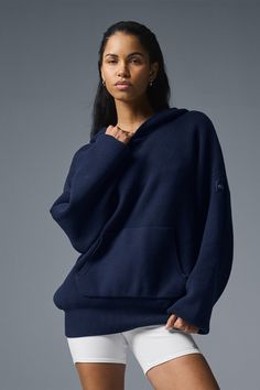 Scholar Hooded Sweater - Navy Lululemon Hoodie, Lululemon Outfits, Fun Clothes, Winter Fits, Teenager Outfits, Back Women, On Repeat, Sweaters Knitwear, Alo Yoga