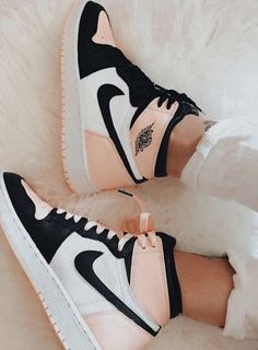 Nike Design, Dr Shoes, White Nike Shoes