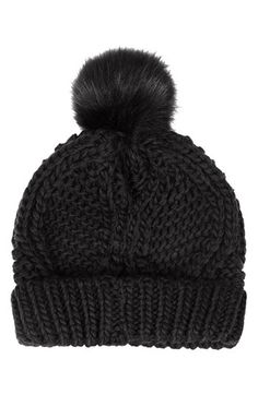 Looks super cute and warm :) Woolly Hat, Cream Beanie, Pom Hats, Puffy Hair, Pompom Beanie, Dope Hats, Fashion Maternity, I Love Winter, Cozy Hat