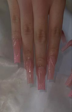 Nails Acrylic Pink Simple, Nails Acrylic Clear Pink, Baddie Nails Instagram Medium, Cute Nails For Birthday Simple, Sparkly Nails With Gems, Medium French Tip Acrylic Nails With Design, Long Acrylic Nail Designs Baddie, Simple Nail Ideas Square, Light Pink Birthday Nails