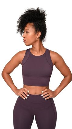 Black Hair Cuts, Morning Jog, Weight Set, Workout Attire, Activewear Brands, High Intensity Workout, Pink Leggings, Workout Jacket, Brown Skin