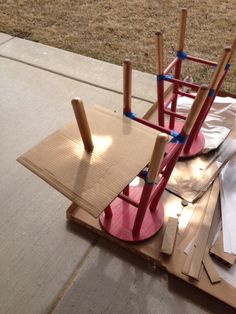 an image of a table made out of cardboard