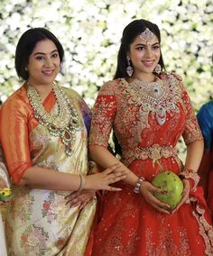 Mother And Daughter Outfits, Half Saree Ceremony, Saree Ceremony, Function Dress, Saree Function, Dress Styling, Bride Hairstyle, Daughter Outfits, Lehenga Saree Design