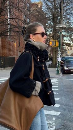 Maine Outfits Winter, East Coast Winter Outfits, Look Adidas, Estilo Indie, Winter 23, Autumn Fits, Stockholm Fashion