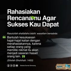 a person writing on a piece of paper with the words ramasan rencannu agar sukes kau dapat