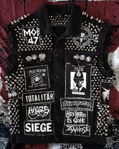 Punk Jacket Diy, Crust Jacket, Crust Pants, Jacket Diy, Punk Jacket, Punk Culture, Crust Punk