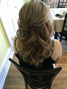 Unique Half Up Half Down Wedding Hair For Mother Of The Bride For Hair ... Mother Of The Bride Hairstyles Over 50, Brides Hairstyles Medium Length, Mother Of Bride Hair, Groom Hair Styles, Half Up Wedding Hair