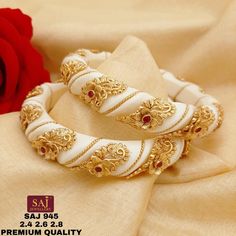 Bengali Kada Designs, Bengali Bangles Design, Shakha Design With Gold, Bengali Gold Chur Design