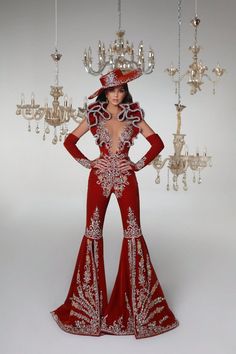 Luxury Red Fitted Pageant Dress, Luxury Red Gown For Costume Party, Luxury Royal Sets For Festivals, Luxury Women's Costumes For Themed Events, Luxury Red Ceremonial Dress, Luxury Performance Dress For Shows, Luxury Floor-length Red Sets, Drag Fashion, Chandelier Cake