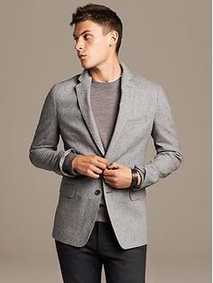 Tailored-Fit Gray Twill Blazer Semi-formal Sport Coat With Pockets For Spring, Semi-formal Spring Sport Coat With Pockets, Formal Outerwear With Welt Pockets And Fold Down Collar, Tailored Casual Sport Coat, Casual Tailored Sport Coat With Flap Pockets, Modern Formal Outerwear With Flap Pockets, Casual Blazer With Fold Down Collar For Work, Casual Workwear Blazer With Fold Down Collar, Casual Blazer With Patch Pockets For Formal Occasions