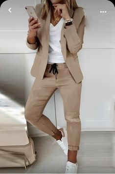 Straight Clothes, Stylish Blazer, Two Piece Pants Set, Blazer Set, Estilo Chic, Turndown Collar, Look Casual, Outfit Casual, Casual Look