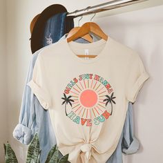 Looking for a cute versatile top to wear this summer? Make sure to grab one of our Boho Girls Have Sun tees! This soft and comfortable graphic tee is the perfect top for any outfit. It can be paired with biker shorts, jeans, or even a simple skirt/dress! This tee is true-to-size, so be sure to order your regular t-shirt size! If you are looking for a more oversized look, make sure to size up! Mauve Blush, Boho Girl, Purple Light, Boho Women, Green Grass, Ocean Blue, Orange Pink, Ice Blue, Blue Ocean