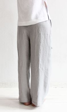 Linen Harem Pants With Pockets, Linen Wide-leg Harem Pants With Pockets, Comfortable Loose Fit Linen Harem Pants, Comfortable Baggy Linen Pants, Comfortable Ankle-length Linen Wide Leg Pants, Comfortable Linen Harem Pants With Relaxed Fit, Comfortable Relaxed Fit Linen Harem Pants, Comfortable Linen Wide-leg Pants, Comfortable Wide-leg Linen Pants