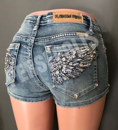 Wings of Love Denim Shorts – Persepolis Mcbling Shorts, Outfits Latina, Fits Casual, Anime Y2k, Y2k Shorts, Pocket Shorts