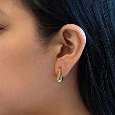 Elevate your style with this sculptural stud earrings. Designed to feel lightweight on your ears. Hypoallergenic, lead and nickel free Height 17mm (0.7in) x Width 7.5mm (0.3in) Push back earrings E462-G Formal Teardrop Huggie Earrings, Metal Teardrop Huggie Earrings, Modern Huggie Wrap Earrings As Gift, Nickel-free Huggie Earrings For Formal Occasions, Nickel Free Huggie Earrings For Formal Occasions, Modern Drop Huggie Earrings For Gifts, Modern Single Teardrop Clip-on Earring, Modern Teardrop Single Clip-on Earring, Hypoallergenic Huggie Metal Earrings