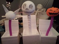 halloween decorations made to look like they have been placed on top of each other in boxes