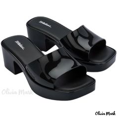 Olivia Mark - Chunky Heeled Jelly Sandals with Platform Soles Dr Shoes, Black Clogs, Clogs Style, Melissa Shoes, Trending Sandals, Girly Shoes, Jelly Shoes, Platform High Heels, Jelly Sandals