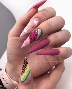 Pointy Nails Designs, Pointed Nail Designs, Pointy Nail Designs, Make Nails, Flame Nail Art, Nail Design Glitter, Long Almond, Sharp Nails, Pointy Nails