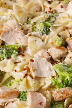 closeup of pasta salad with chicken and broccoli