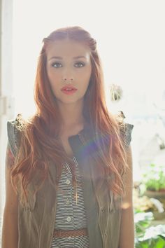 Black and white with Cargo Vest, wavy hair with a pop of color on the lips- Summer Cargo Vest, French Girl, Get Dressed, Wavy Hair, Her Hair, Hair Inspiration, Hair Makeup, Fashion Looks