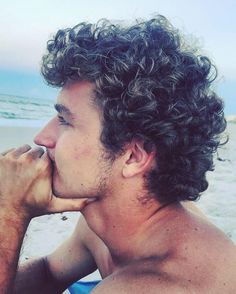 Style Mid Length Hair, Curly Boy Hair, Curls Men, Hairstyles Long Curly Hair, Medium Length Curly Hairstyles, Curly Hairstyles For Men