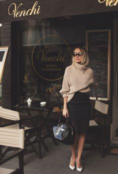 Perfect Winter Outfit, Pullover Outfit, Chique Outfits, Perfect Closet, Looks Party, Stylish Sweaters, Winter Outfits For Work, Women's Wear