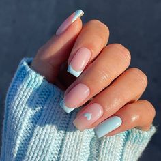 Short French Tip Nails, Cute Simple Nails, Classic Nails, Makijaż Smokey Eye, French Tip Nails, Short Acrylic Nails, Nail Arts