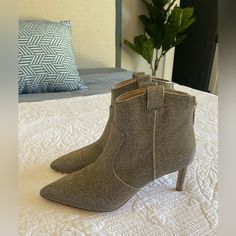 These Gorgeous Boots Have A Glittery Metallic Finish Making These Pointy-Toed Bootie A Glamorous Addition To Any Look. 2 1/2” Heel Leather Lining Synthetic Sole Textile Upper New W/ Out Box. Retails For $495 Gorgeous Boots, Veronica Beard, Bootie, Bootie Boots, Ankle Boots, Glitter, Women Shoes, Heels, Boots