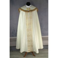 White Elegant Chasuble For Weddings, Catholic Vestments, Liturgical Embroidery, Anna Wright, Gifts For Pastors, Golden Red, Wedding Officiant, The Veil, Damask