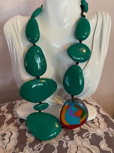 Sobral Brazil Polido and Verde Aqua Collections - Etsy Funky Jewellery, Plastic Accessories, Paint And Sip, Funky Jewelry, Love Necklace, Kitsch, Beautiful Necklaces, Jewelry Sets, Color Blocking