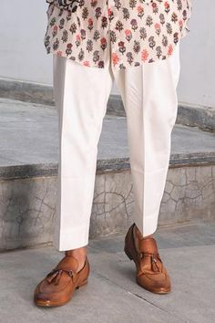 Shop for Project Bandi White Cotton Printed Bundi And Kurta Set for Men Online at Aza Fashions Traditional Cotton Kurta With Button Cuffs, Traditional White Nehru Jacket For Summer, Traditional Cotton Nehru Jacket For Summer, White Cotton Nehru Jacket, Kurta Set For Men, Short Kurta, Nehru Jacket, Nehru Jackets, Kurta Set