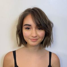 45 Best Short Hairstyles for Thin Hair to Look Cute Short Haircuts For Fine Hair, Retro Haircut, Kort Bob, Best Short Hairstyles, Short Hairstyles Fine, Fine Straight Hair, Short Hair With Bangs