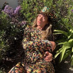 Eve is inspired from Caroline Constas's stunning floral dress. Hard canvas cowboy hat, with a hand-painted flowers adorning the entire hat. Proudly American Made. Our hats are manufactured in Mexico and details added by hand in Los Angeles, CA using the highest quality materials. SIZING S/M 19in-22.75in | 48cm-57.5cm L/XL 19.5in-23.25in | 49.5cm-59cm **Please allow up to 2 weeks for production and shipping.** If you need your order rushed, please send us an email. We can almost always accommodate rushed orders at no additional cost.* CUSTOM OPTIONS AVAILABLE. Multicolor Spring Rodeo Hat, Multicolor Country Style Hat For Spring, Multicolor Country Style Hats For Spring, Country Style Multicolor Hat For Spring, Fitted Multicolor Hat For Garden Party, Multicolor Summer Hats For Western-themed Events, Multicolor Summer Hat For Western-themed Events, Multicolor Floral Print Hats For Spring, Multicolor Floral Print Spring Hats