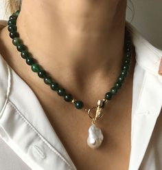 Pearl Clasp, Pearl Beaded Necklace, Green Agate, Green Stone, Baroque Pearls, Pearl Beads, Beaded Necklaces, Dark Green, Beading