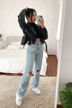 Mode Poses, Lederhosen Outfit, Leather Jacket Outfits, Outfit Jeans, Trendy Fall Outfits, Causual Outfits, Looks Chic, Sporty Outfits, Mode Inspiration