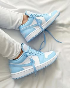 Air Jordan 1 Low Ice Blue, Jordan 1 Ice Blue, Blue Jordan 1 Low, Jordan 1 Low Ice Blue, Ideas For Small Apartments, Cute Jordans, Shoe Storage Ideas, Horsebit Loafers