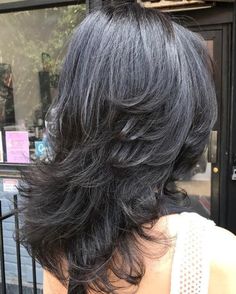 Layered Hairstyles Wavy Hair, Cute Thick Hair Haircuts, Lots Of Layers Medium Hair Curtain Bangs, Layers For Thick Hair Medium, 90s Layers And Curtain Bangs Short Hair, 6 Layered Haircut, Butterfly Haircut Thick Hair, Short Hair Styles Layers, Hair Cuts To Get