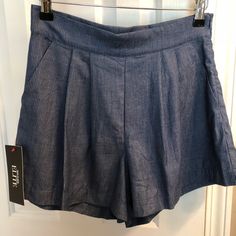 Lightweight Flowy Denim Shorts With Thin Stripe Detail From Daily Look Elite. High Waist With Side Zip And Pockets. Super Cute Style, Almost Looks Like A Skirt When On! New With Tags. Cute Style, Daily Look, A Skirt, Side Zip, Denim Shorts, High Waist, Super Cute, High Waisted, Womens Shorts