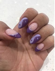 Almond Aesthetic, Almond Acrylic Nails Designs, Purple Gel Nails, Acrylic Gel Nails, Nails Oval, Almond Acrylic, Milky Nails