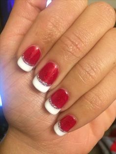 Red Nails With White Tips, Christmas Toenail Designs, Christmas Nails Easy Simple, Nails Christmas 2022, Santa Nails Design, Christmas Pedicure Designs, Christmas Dip Nail Ideas, Christmas French Manicure, Christmas Toe Nails