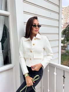 White Tweed Blazer Jacket STYLE DETAILING * Cropped * Tweed fabric SIZING Model measurements: Height: 168 cm Weight: 50 kg Hıp: 94 cm Chest: 86 cm Waist: 68 cm Model wears S size. Product Length: 53 cm Arm Length: 58 cm  Width:  for S size 44 cm for M size: 46 cm for L size 48 cm NOTE: Product is a normal fit. You can prefer your normal size. If you normally wear between S-M / M-L sizes or prefer a more oversized look, you can choose 1 size larger. * For wholesale enquires please get in contact. ** Please don't hesitate to contact us for your any questions. You're always welcomed ♥️  ** Don't miss the 20% discount special for the opening our store !! ✨  For other color options please visit our Etsy page. Beige Tweed Jacket Women, White Tweed Blazer Women, Tweed Short Coat Jacket,Wool Blaze Beige Long Sleeve Tweed Jacket For Office, Beige Tweed Jacket For Office In Fall, White Tweed Jacket With Pockets For Work, Beige Tweed Office Dress For Winter, Winter White Tweed Jacket With Buttons, Tweed Long Sleeve Outerwear For Office, White Winter Tweed Jacket With Buttons, White Single Breasted Tweed Jacket, Tweed Outerwear With Long Sleeves For Office