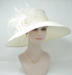 Luxury White Hats For Spring, Elegant Formal Sun Hat With Flat Brim, Classic Flat Brim Straw Hat For Party, Elegant Flat Brim Sun Hat For Formal Occasions, Formal White Sun Hat, Classic Wide Brim Straw Hat For Party, Chic White Straw Hat For Formal Occasions, Chic White Formal Straw Hat, Classic Flat Brim Sun Hat For Party