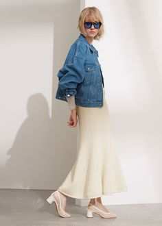 Boxy Denim Jacket Boxy Denim Jacket, Boxy Jacket, Low Waist Jeans, Knit Shoes, Bleached Denim, Long Jeans, Denim Accessories, Denim Mini Dress, Denim Midi Skirt