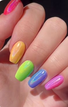 Rainbow Colored Nails, Rainbow Heart Nails, Simple Rainbow Nails, Kidcore Outfit, Nail Designs Halloween, Rainbow Nail Art Designs, Drag Ideas, Rainbow Nails Design, Rainbow Nail Art