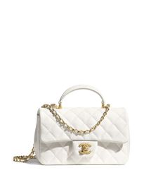 White Chanel Bag, Chanel Mini Flap Bag, Chanel Top, Mode Chanel, Chanel Store, Chanel Flap Bag, Classic Flap Bag, Chanel Mini, Couture Mode