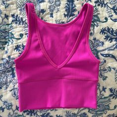 This Lululemon Top Is Bright And Comfortable. Great For Both Exercise Or Just To Wear Around. It Is Soft And Stretchy And In Perfect Condition. This Tank Has Been Worn Very Few Times And Is Practically Brand New! Power Pivot Tank, Dance Clothes, Lululemon Tops, Ribbed Tank Top, Ribbed Tank Tops, Ribbed Tank, Dance Outfits, Fancy Dresses, Crop Tank