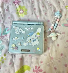 Cinnamoroll Nintendo Switch, Gameboy Aesthetic, Tech Decor, Cozy Gaming, Retro Tech, Retro Gadgets, Nintendo Switch Accessories, Gaming Room Setup, Cute Games